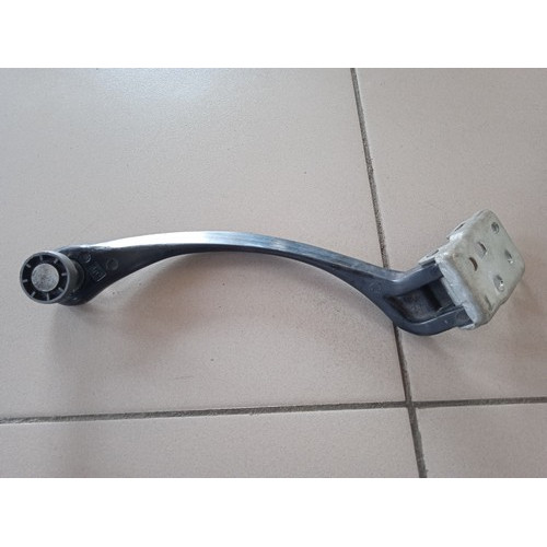 Ролик бічний правих зсувних дверей верхній Fiat Scudo 2004-2006 1493798080
